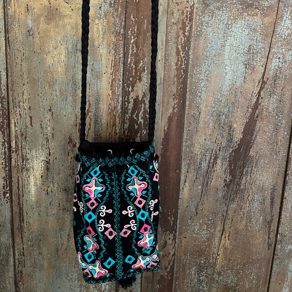 Johnny Was Handbag - Picture 4 of 9